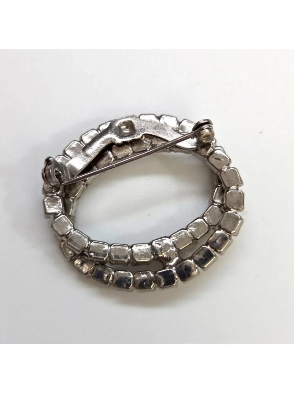 Vintage Blue & White Prong Set Rhinestone Oval Circle Brooch